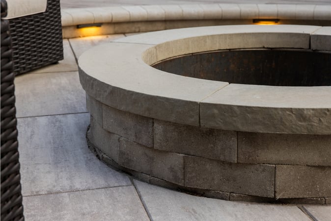 Summit Stone<sup>®</sup> Circle Fire Pit Kit