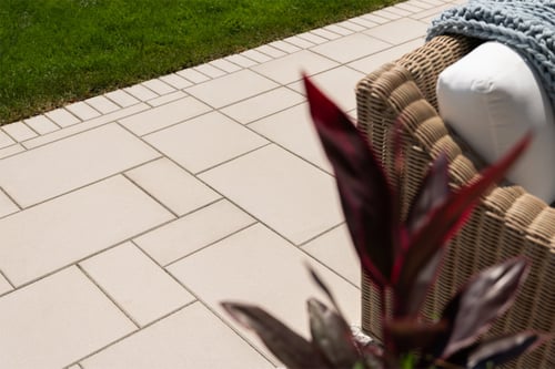 2026-CMC-landscape-catalog-poolside-luxury-image-6