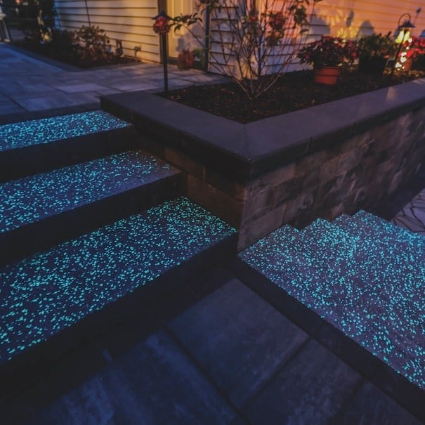GLOW PATH TECHNOLOGY<sup>™</sup>