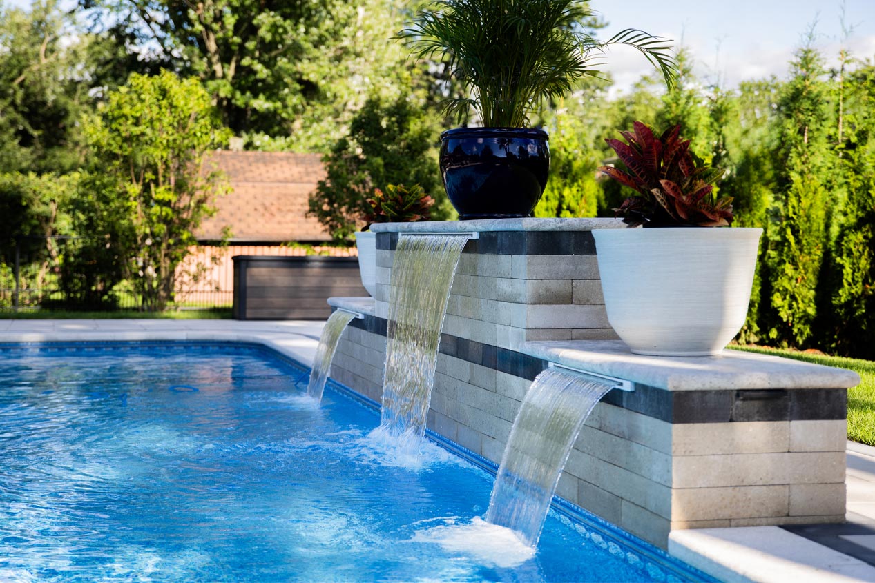 2026_CMC_LS_Poolside_Oasis_Image_1